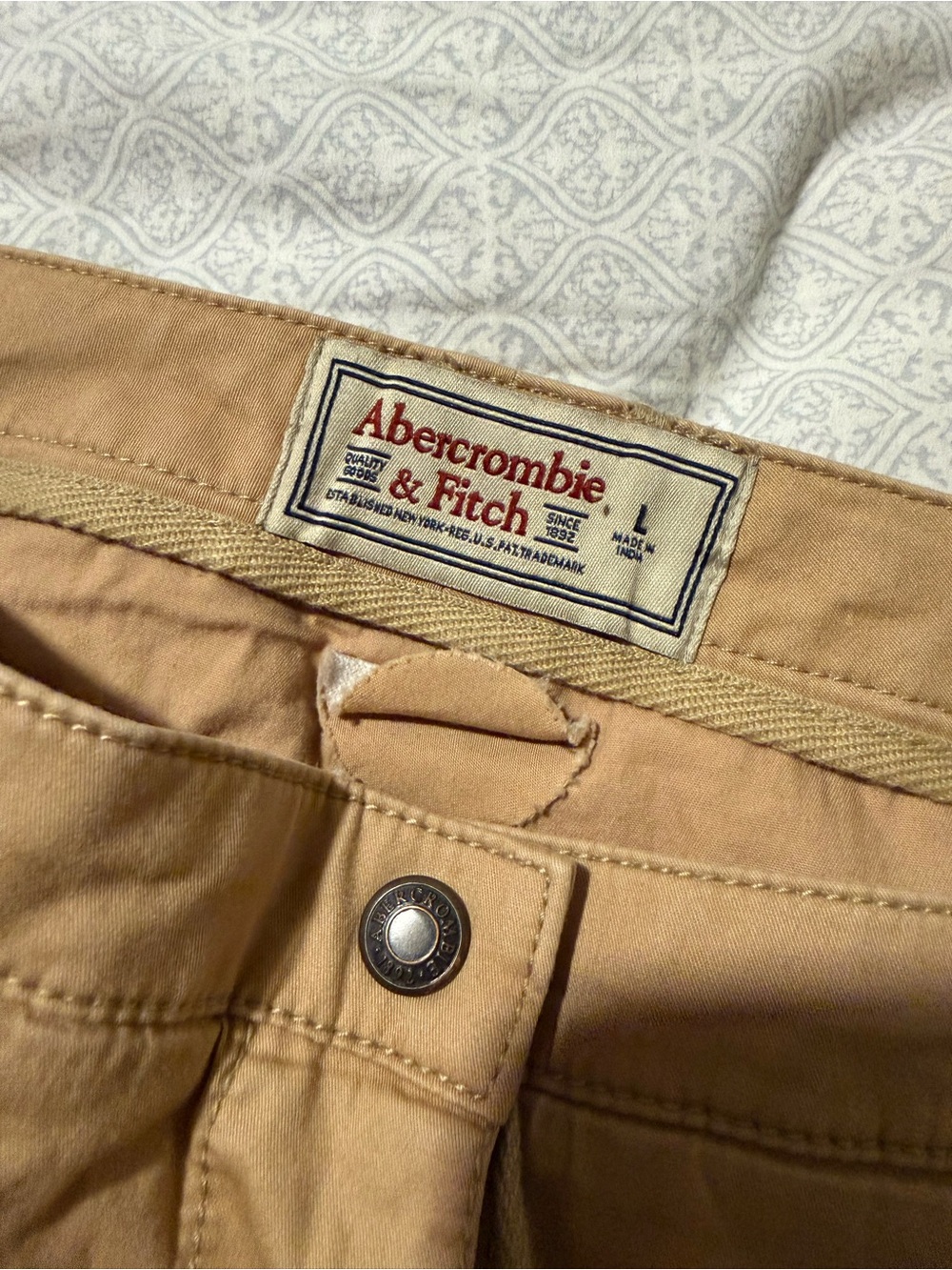 Abercrombie & Fitch Snap Front Mini Skirt Large NWOT Preppy 90’s Khaki